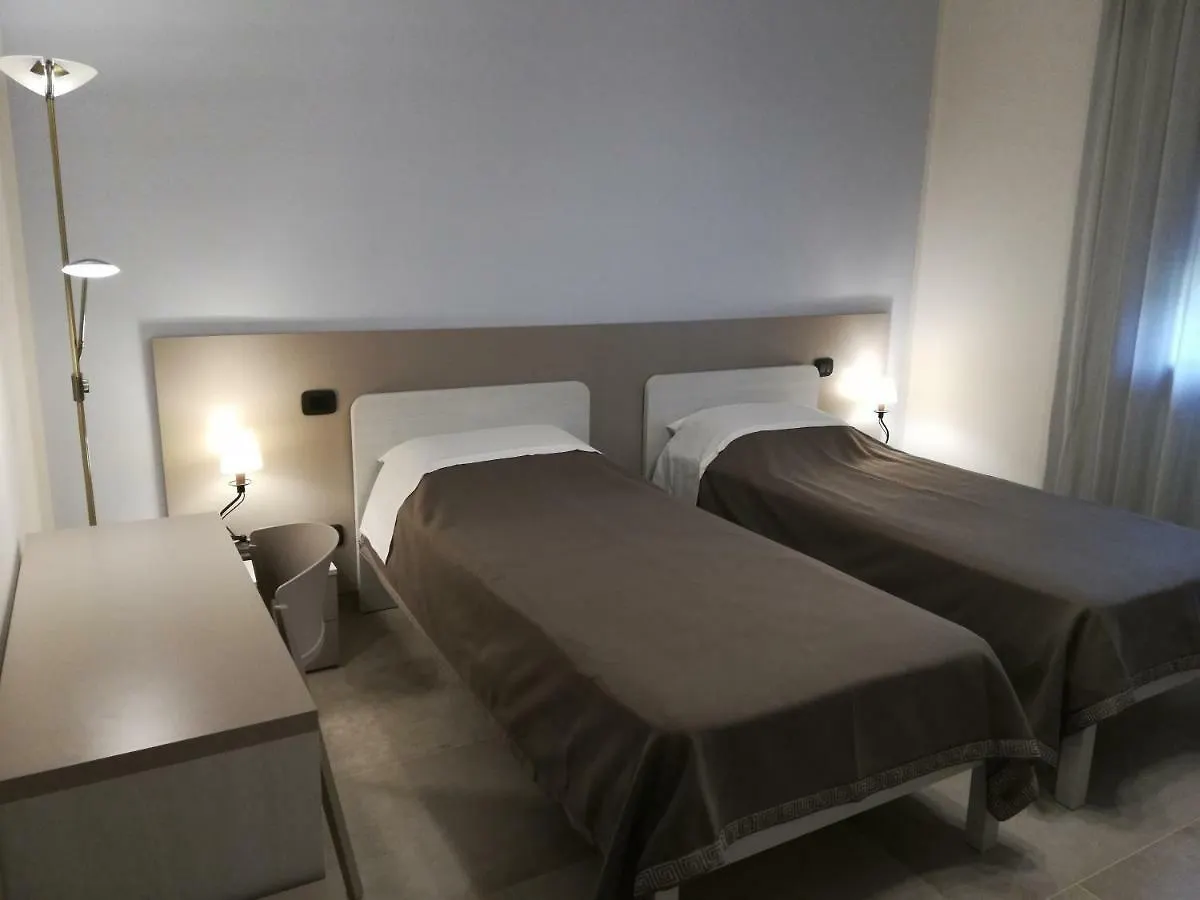 ホテル Borgo Barucchella Sant'Andra 0*,  イタリア